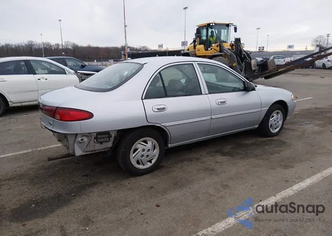 2002 Ford Escort Fleet z USA, uszkodzony, nr VIN 3FAFP13PX2R144295